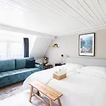 Hotel Mezi Buky