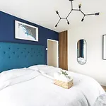 Hotel Mezi Buky