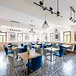 Mezi Buky Hotel Chřibská