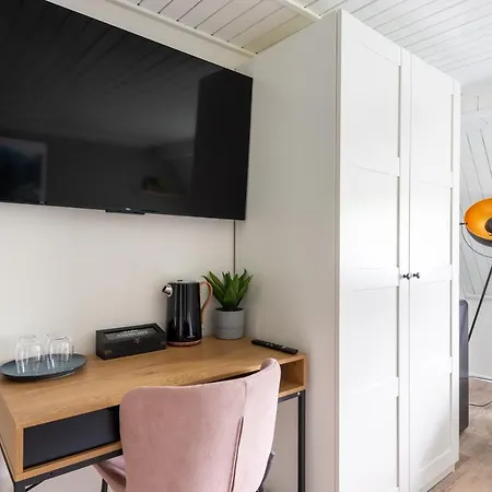 Mezi Buky Hotel Chribska