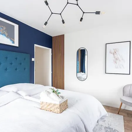 Mezi Buky Hotel Chribska